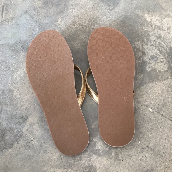 NWOT Coach Dixie Thong Sandal - Picture 3 of 6